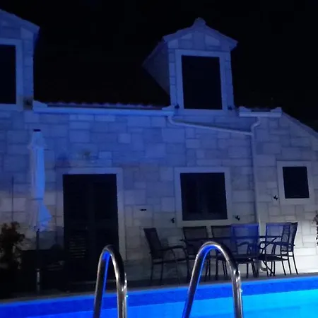 Lavanda Villa Sumartin